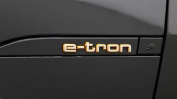 Audi e-tron QUATTRO TECHNIK