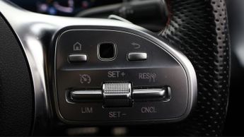 Mercedes-Benz A Class A 200 AMG LINE PREMIUM