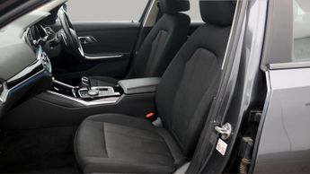 BMW 3 Series 330E SE PRO