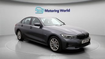 BMW 3 Series 330E SE PRO