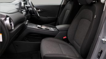 Hyundai KONA PREMIUM