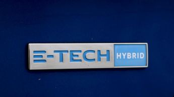 Renault Captur RS LINE E-TECH