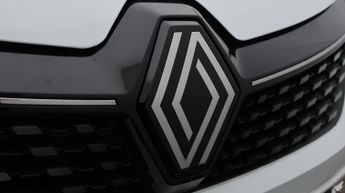 Renault Clio TECHNO E-TECH