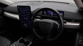 Ford Mustang Mach-E BASE