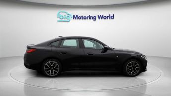 BMW i4 EDRIVE40 M SPORT