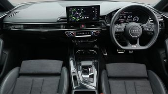 Audi A4 Avant AVANT TFSI S LINE BLACK EDITION