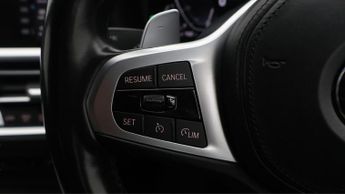 BMW 3 Series 330E M SPORT