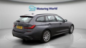 BMW 3 Series 330E M SPORT