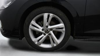 Volkswagen Golf R-LINE TDI DSG