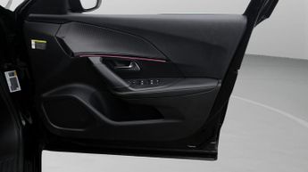 Peugeot E-2008 GT