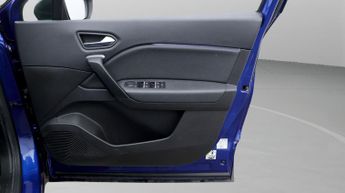 Renault Captur TECHNO E-TECH