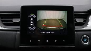 Renault Captur TECHNO E-TECH