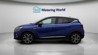 Renault Captur TECHNO E-TECH