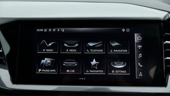 Audi Q4 e-tron S LINE