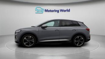 Audi Q4 e-tron S LINE