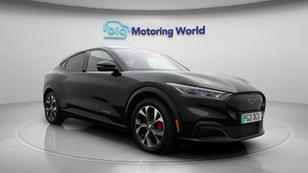 Ford Mustang Mach-E BASE