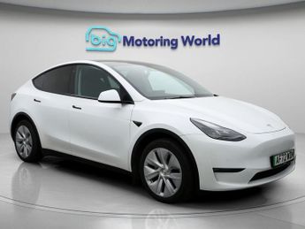 Tesla Model Y LONG RANGE AWD