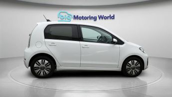 Volkswagen e-up! E-UP