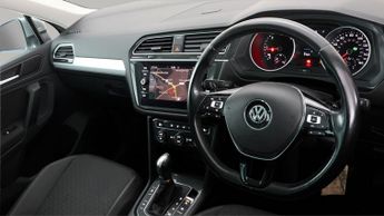 Volkswagen Tiguan SE NAVIGATION TDI 4MOTION DSG