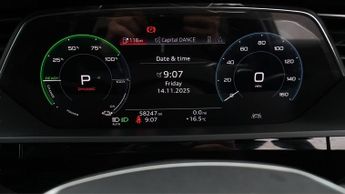 Audi e-tron QUATTRO S LINE
