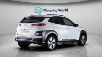 Hyundai KONA PREMIUM SE