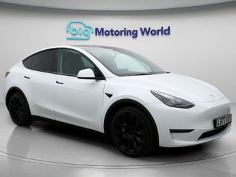 Tesla Model Y LONG RANGE AWD