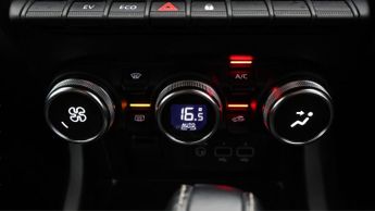 Renault Arkana ICONIC E-TECH