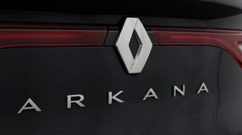 Renault Arkana ICONIC E-TECH