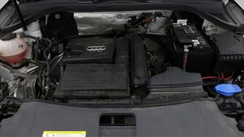 Audi Q3 TFSI S LINE BLACK EDITION