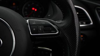 Audi Q3 TFSI S LINE BLACK EDITION