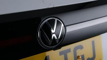 Volkswagen T-Cross R-LINE TSI DSG