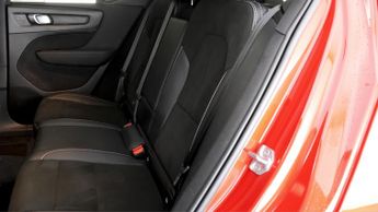 Volvo XC40 RECHARGE T4 R-DESIGN