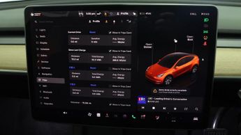 Tesla Model Y LONG RANGE AWD