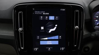 Volvo XC40 RECHARGE T4 INSCRIPTION