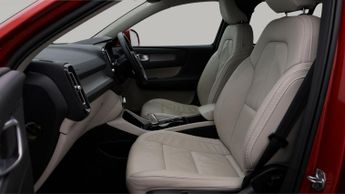 Volvo XC40 RECHARGE T4 INSCRIPTION