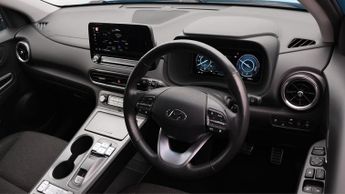 Hyundai KONA PREMIUM