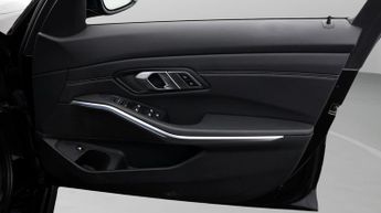 BMW 3 Series 330E SPORT PRO