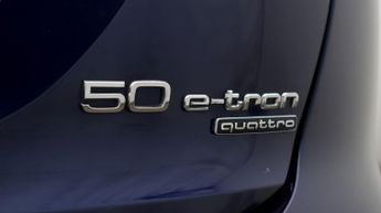 Audi Q4 e-tron SPORT QUATTRO