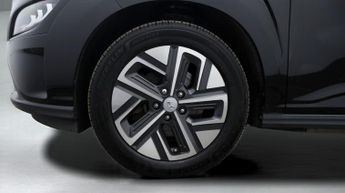 Hyundai KONA PREMIUM