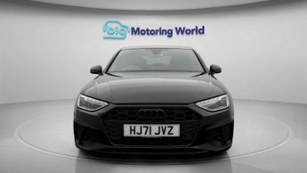 Audi A4 TFSI S LINE BLACK EDITION