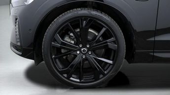 Volvo XC60 RECHARGE T8 ULTIMATE BLACK EDITION AWD