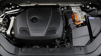 Volvo XC60 RECHARGE T8 ULTIMATE BLACK EDITION AWD