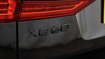 Volvo XC60 RECHARGE T8 ULTIMATE BLACK EDITION AWD