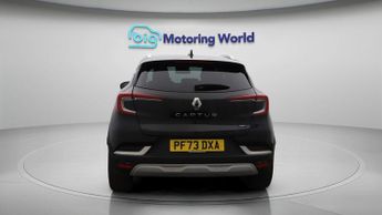 Renault Captur TECHNO E-TECH