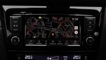 Nissan Qashqai DIG-T ACENTA PREMIUM DCT