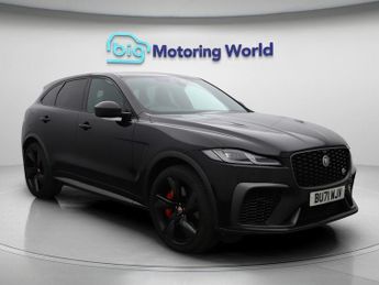 Jaguar F-Pace SVR