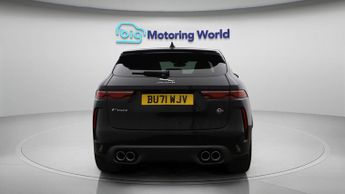 Jaguar F-PACE SVR