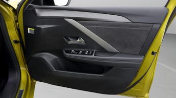 Vauxhall Astra ULTIMATE