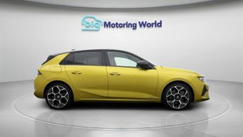 Vauxhall Astra ULTIMATE