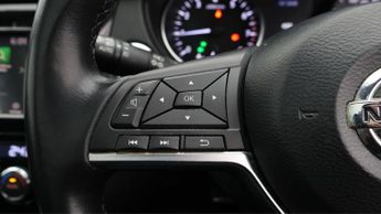 Nissan Qashqai DIG-T N-CONNECTA DCT